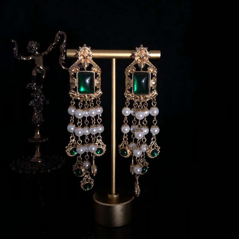 Medieval glass pearl multi-layer necklace earrings set Europe and the United States exaggerated retro long fringe accessories_voghion.com