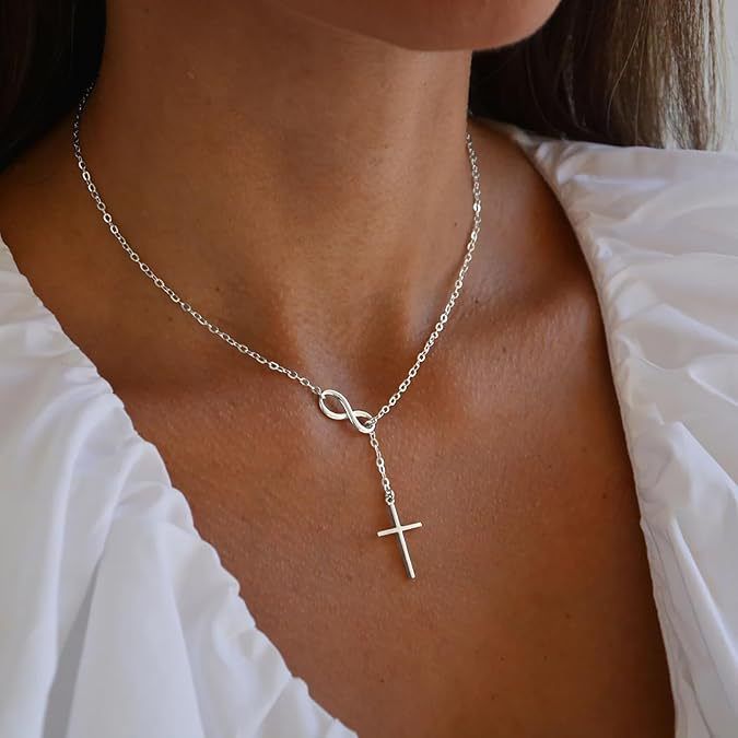 Collana con croce minimalista a forma di 8, catena per clavicola alla moda da donna_voghion.com