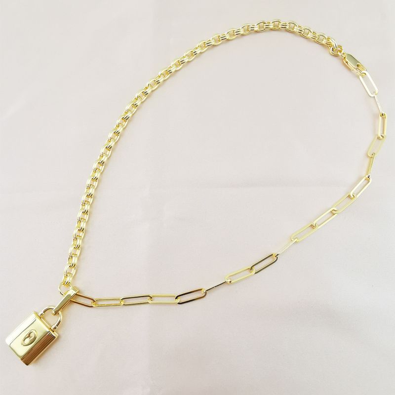 Collar con colgante de cadena gruesa asimétrica de oro auténtico bañado en cobre y metal_voghion.com