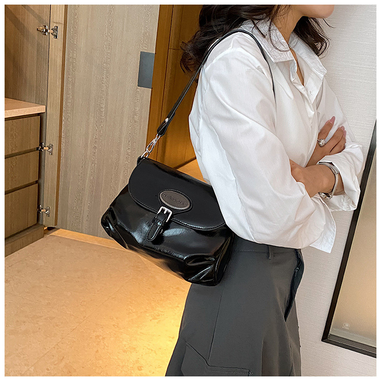 New Style Bag High-end Sense Bag Female Minority Design One-shoulder Messenger bag net red hot style all-match portable small square bag_voghion.com