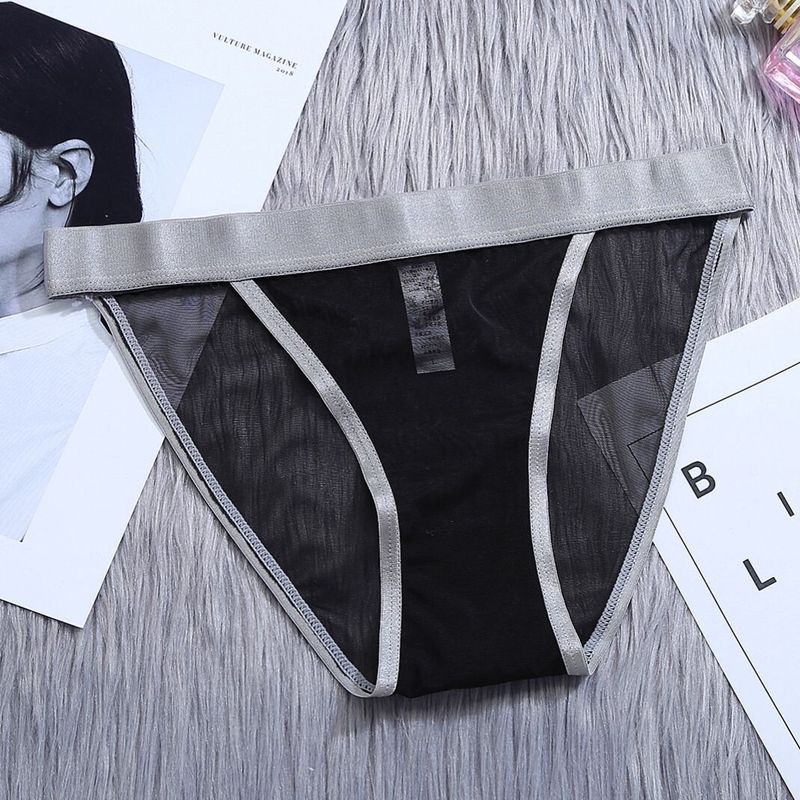2025d Sexy Lace Low Waist Seamless Ice Silk Hot Transparent Thin Breathable Mesh See-through Thong For Women_voghion.com