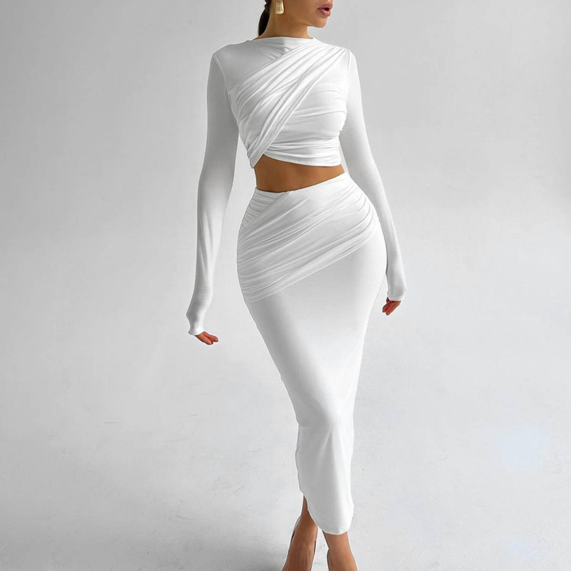 Plissierte zweiteilige Sets für Damen-Outfits mit Rundhalsausschnitt, unregelmäßigen Tanktops und langem Freizeitrock für Damenpartys_voghion.com