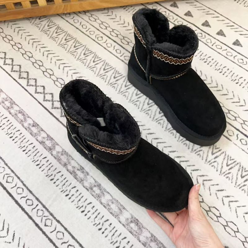 Winter New Short Boots Cowhide Snow Boots Women's Shoes Cow Horn Button Embroidery Thick Sole Warm And Non Slip Thick Snow Boots_voghion.com