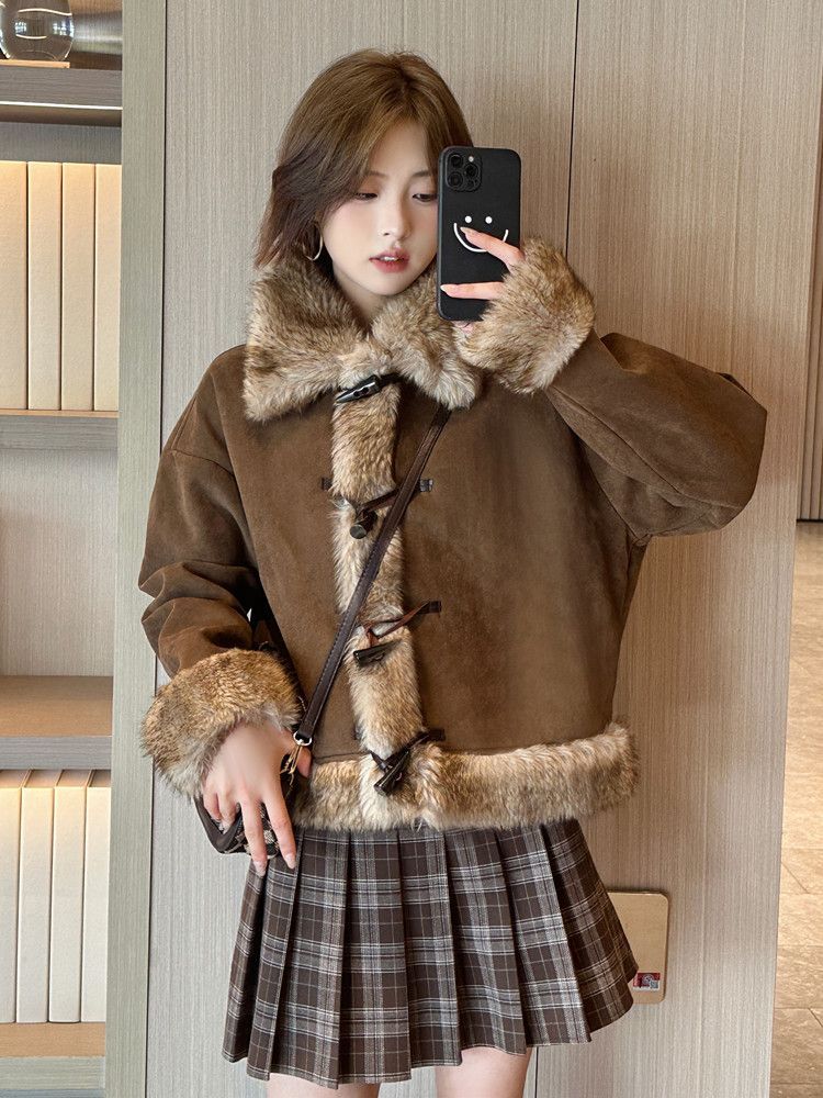 2024 Shearling Pelzmantel für Frauen Herbst Winter Melad Spleißen Lose Hornknopf Umlegekragen Jacke_voghion.com