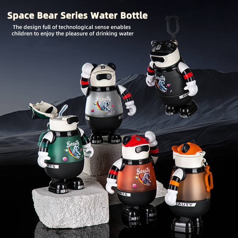 700 ml bērnu astronautu PP ūdens pudele, izskata līmeņa moderna pandas matēta ūdens krūze, pārnēsājama rokas salmiņu krūze studentiem, tehnoloģiskais dizains_voghion.com