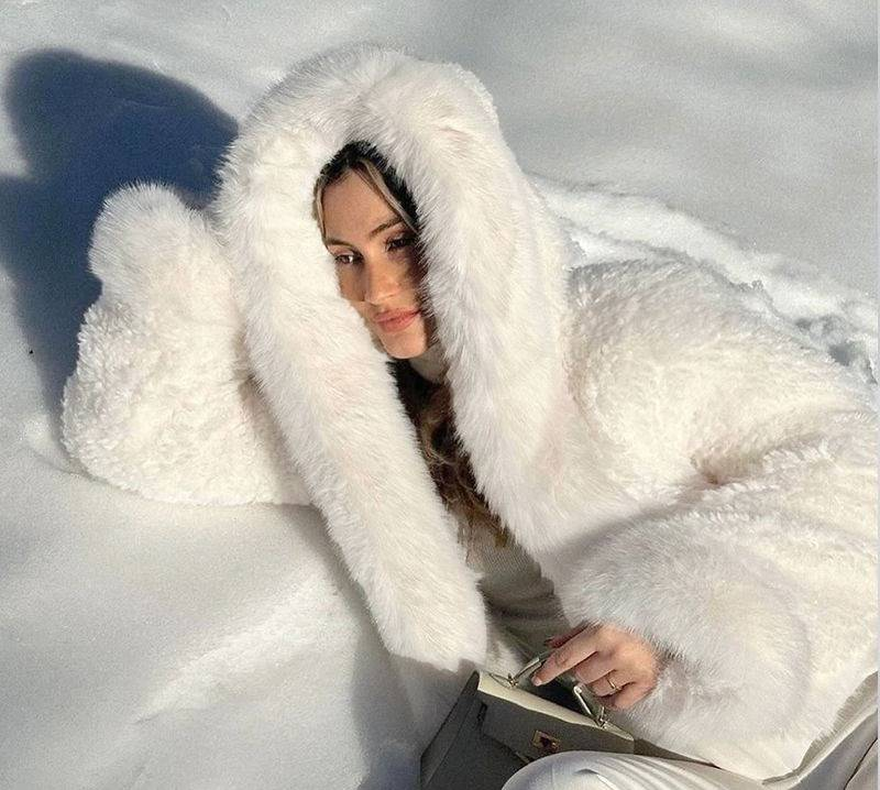 Cappotto di lusso con cappuccio in pelliccia sintetica e finiture in pelliccia di volpe – Capispalla invernale caldo e alla moda per donna_voghion.com