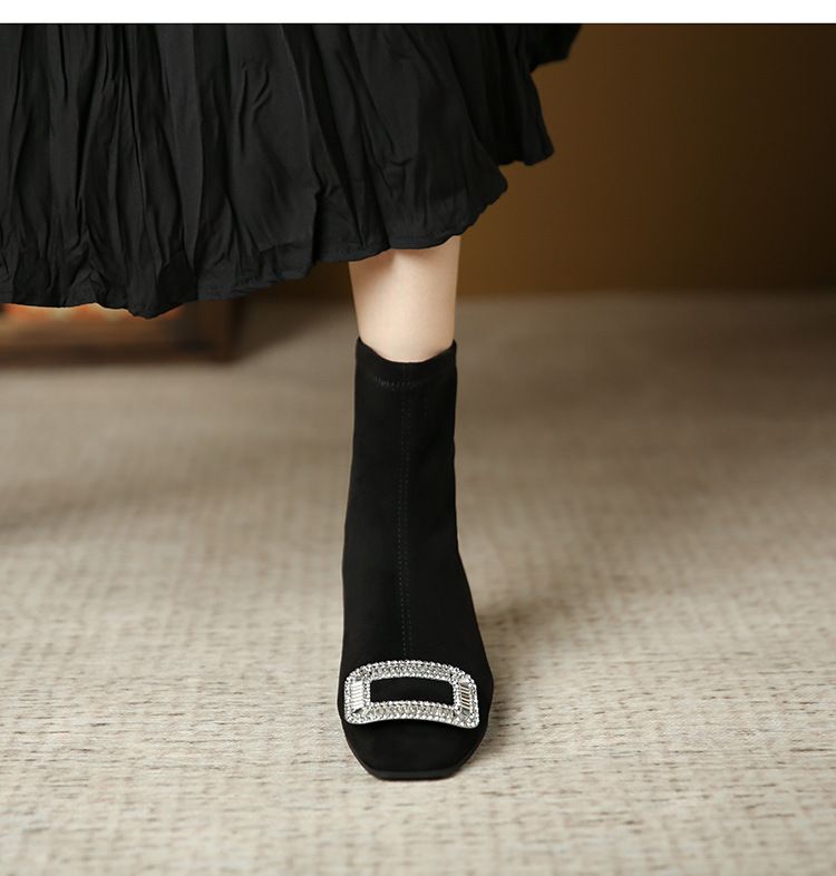 9333 2 Stivali Martin in pelle scamosciata britannica con punta quadrata per donna Stivali corti con fibbia quadrata in cristallo europei e americani Stivali corti elastici slip-on per donna_voghion.com