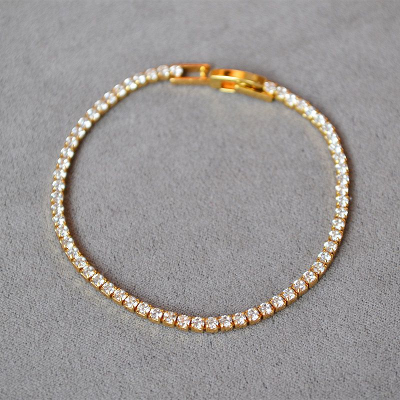 Pulseira feminina com pingentes em camadas estilo coreano-japonês - Moda simples, zircônia brilhante delicada, base de latão com temperamento de deusa_voghion.com