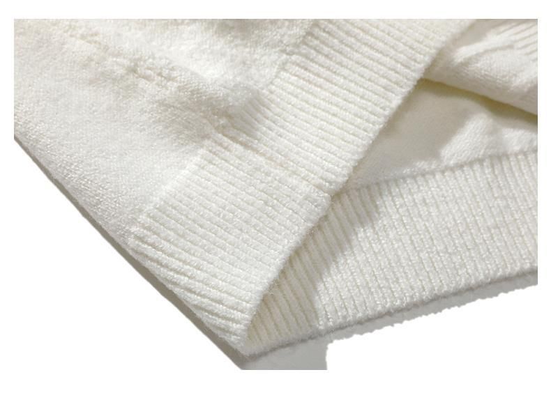 "Herren Grobstrickpullover - Oversize-Zopfmusterpullover mit National Tides-Design (Weiß/Beige/Schwarz/Hellgrau)"_voghion.com