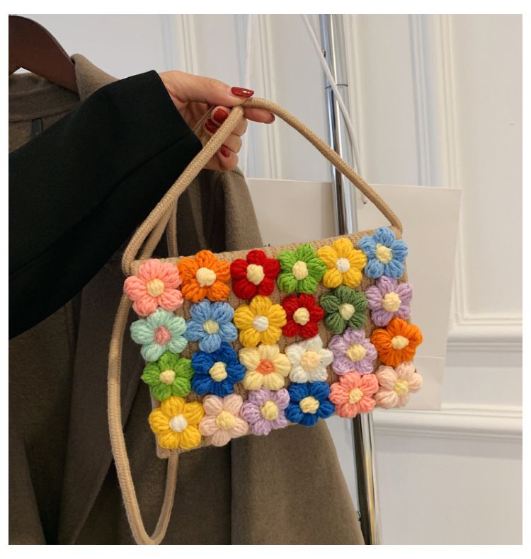 Borsa a tracolla all'uncinetto da donna - Borsa a tracolla floreale bohémien (nero/bianco/beige) - Borsa da spiaggia in cotone fatta a mano_voghion.com