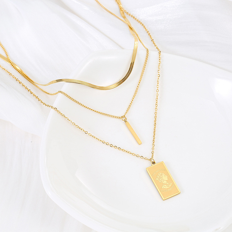 European and American fashion multi-layer stacking long square queen head titanium steel pendant irregular simple versatile necklace_voghion.com