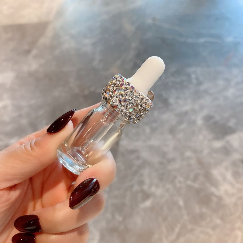 Premium Glass Dropper Bottle For Serums & Essential Oils – Elegant Diamond-Cut Design (5ml/10ml, Leakproof, Refillable, Silver & Crystal Options)_voghion.com