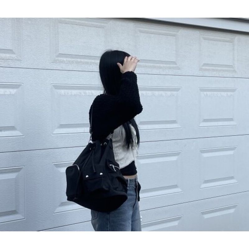 2025 Autumn/Winter Nylon Fabric Waterproof Korean Style Sweet Cooling Multi-Pocket Zipper Drawstring Single Shoulder Double Shoulder Crossbody Bag_voghion.com