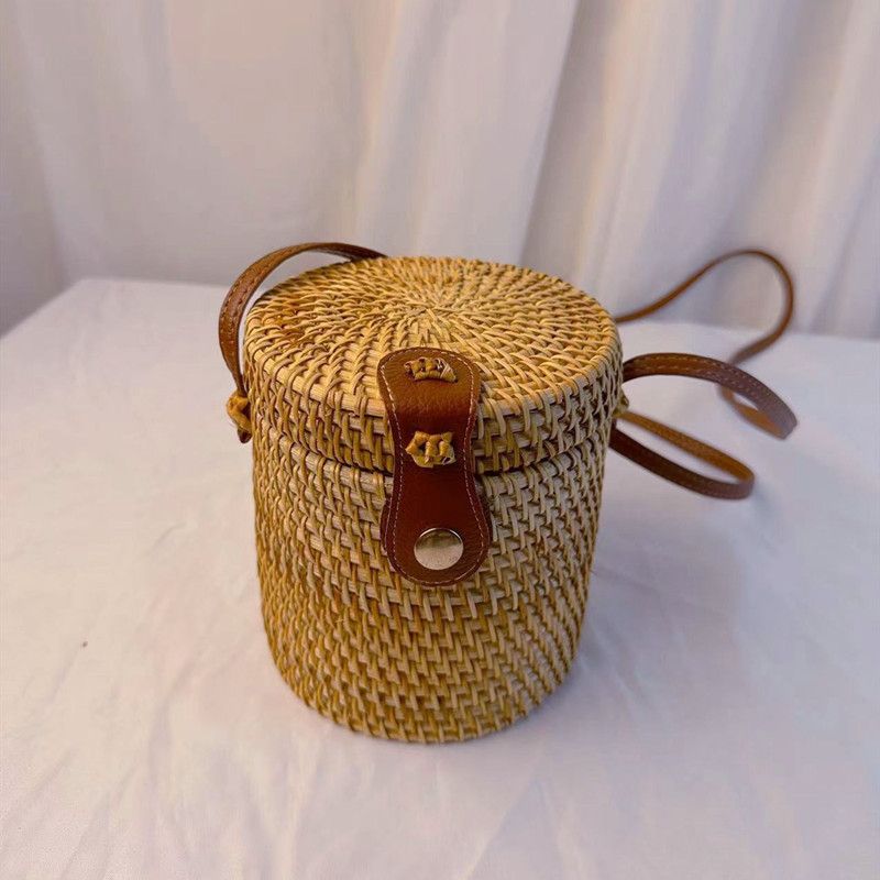 Borsa in rattan ins borsa a tracolla mini borsa cestino foresta retrò letterario borsa rotonda intrecciata borsa secchiello per le vacanze borsa con fibbia in pelle_voghion.com