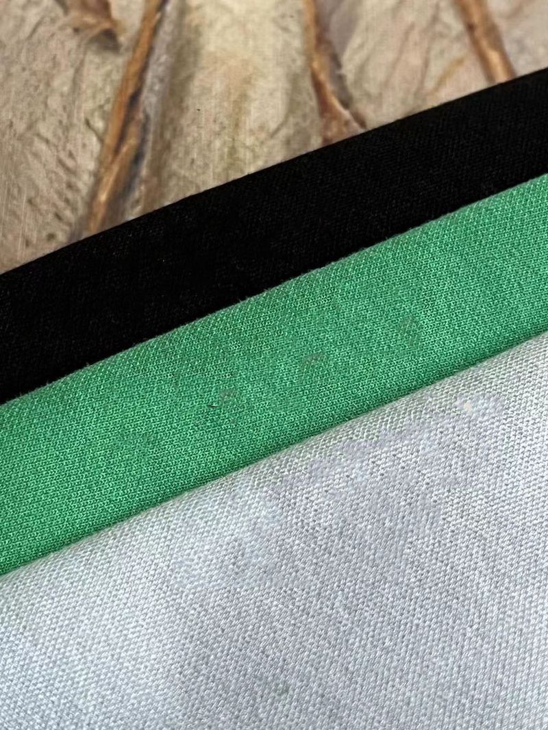 Herren Frühling und Herbst Neue Reißverschluss Dreifarbige Freizeitmantel Bedruckter Sport Lauf Hoodie Trendy Marke_voghion.com