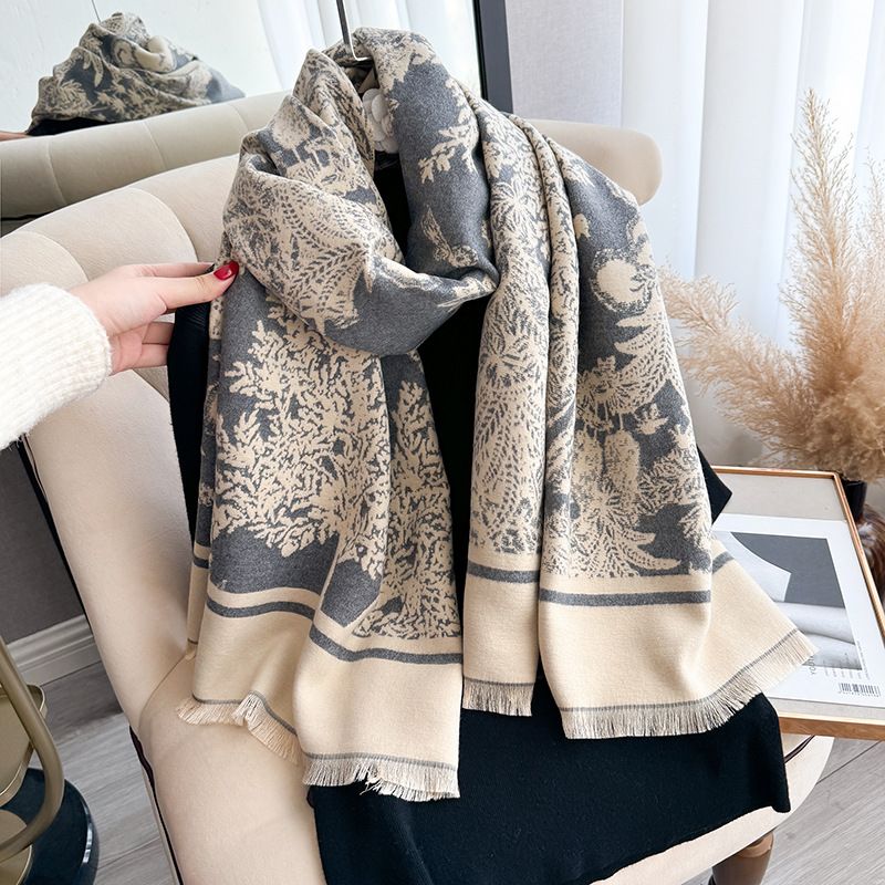 2024 New Fashionable Printed Color Contrasting Autumn and Double sided Cashmere  Scarf, Winter Luxury Warm_voghion.com