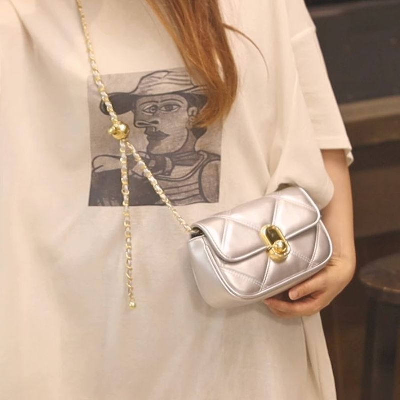 2024 New Summer Phone Single Shoulder Women Square Office Small Handbag Trending Crossbody Bag This Year_voghion.com