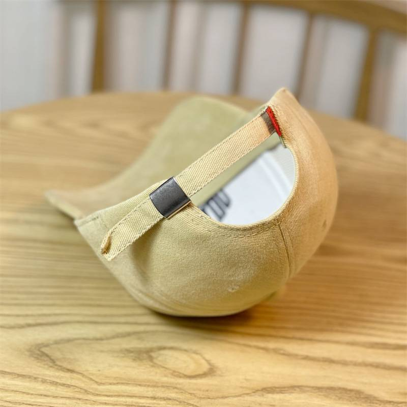 Three dimensional letter embroidered hat for women's autumn and winter new duckbill hat casual versatile baseball cap_voghion.com