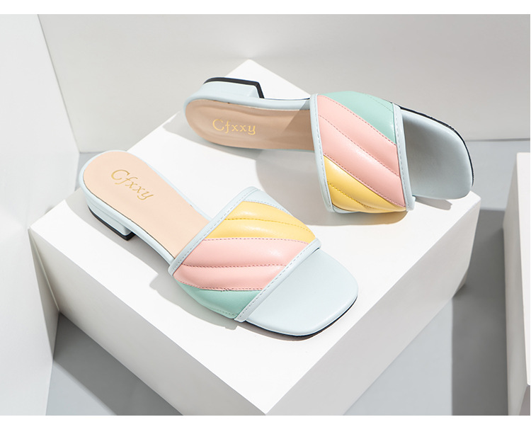 Pantofole con tacco ricamato in filo colorato a blocchi di colore Pantofole basse spesse estive con tutti i tacchi abbinati_voghion.com