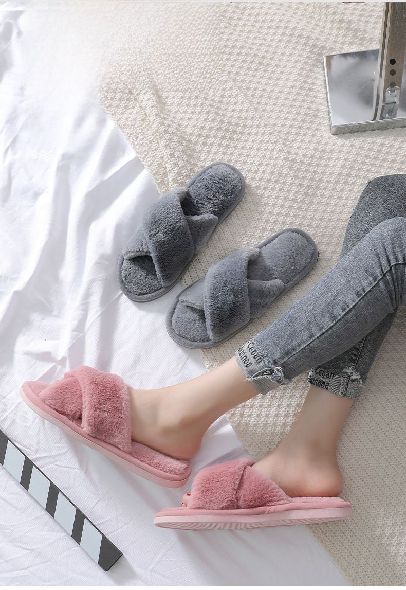 Explosions Cross Plush Slippers Autumn and Winter New Indoor Warm Cotton Slippers Thickened Leaky Toe Mao Mao Slippers_voghion.com