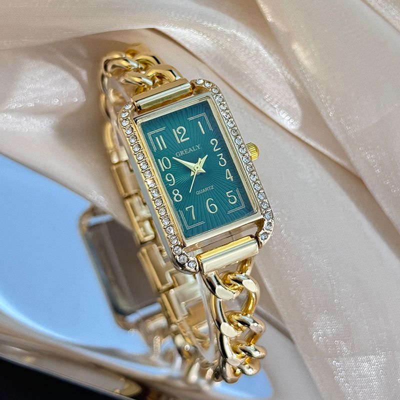 Orologio da donna di alta gamma con quadrante quadrato intarsiato in stile inglese, squisito, con catena di moda_voghion.com