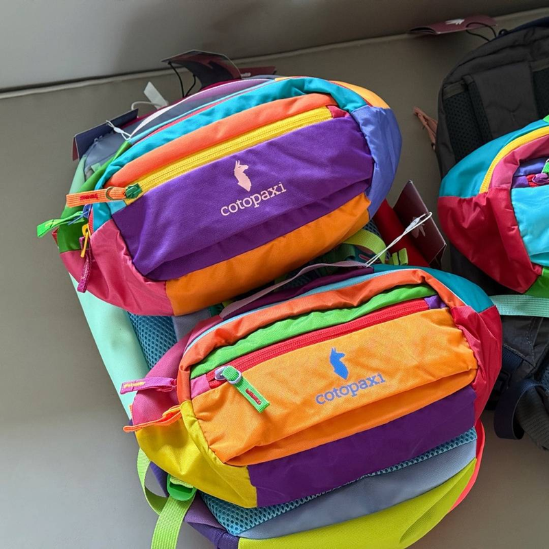 New Waist Bag With High Saturation Color Design Also Its Own Eye-catching Effect. When You Want To Go Light, It Is The Best Choice_voghion.com