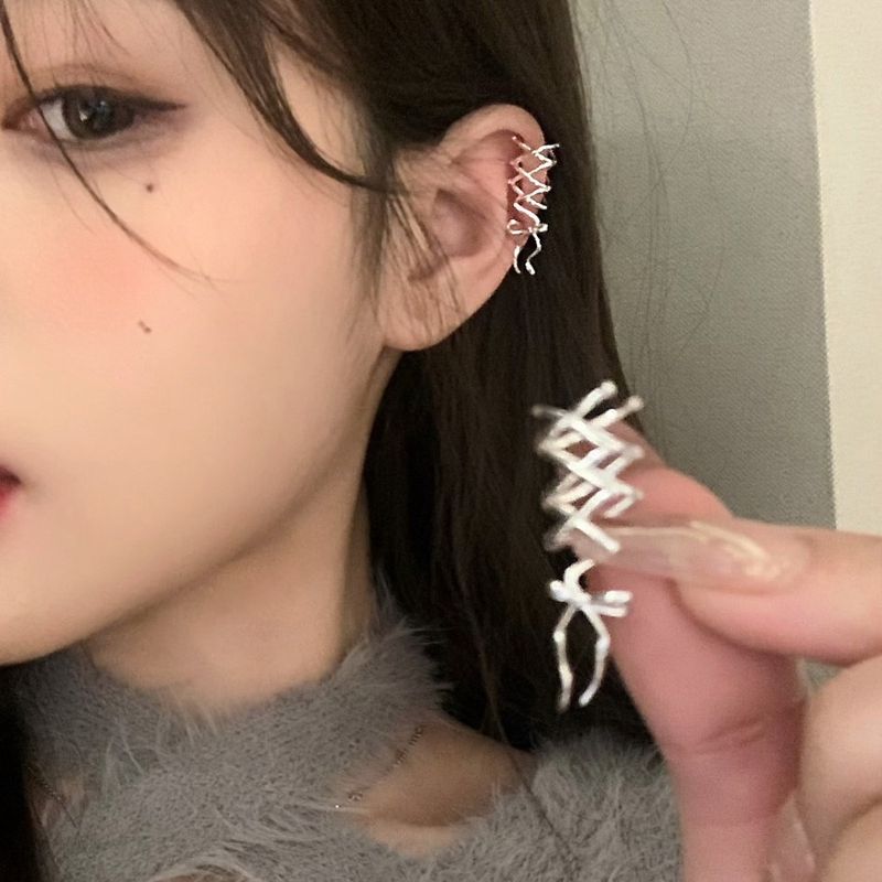 New ballet style for women without holes, ear bone clip niche design, earrings, light luxury, high-end accessories_voghion.com
