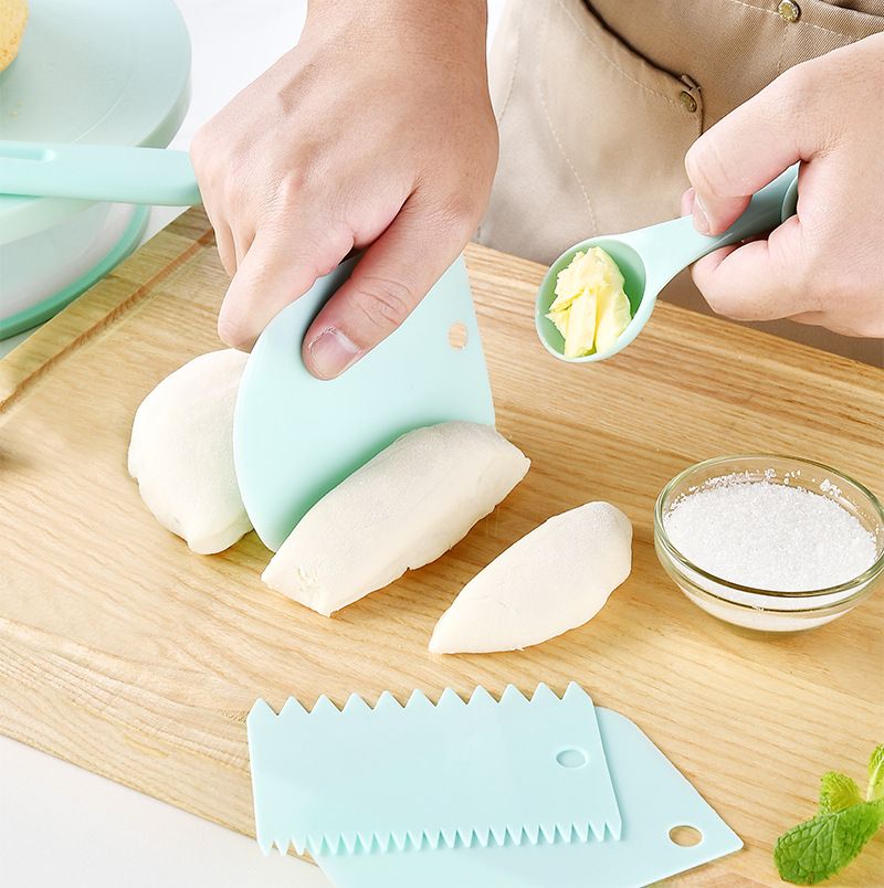 Stainless Steel Thickened Piping Nozzle Silicone Piping Bag Disposable Cream Squeezing Tool Piping Nozzle Set_voghion.com
