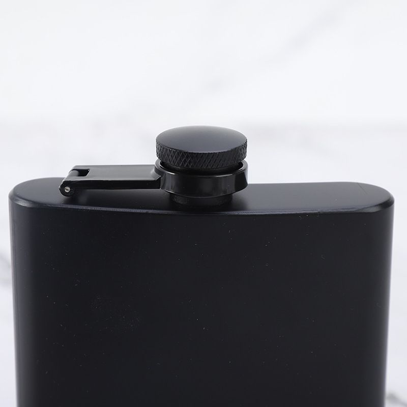 Factory Direct Supply Stainless Steel Portable 7oz Small Customizable Logo Gift Wine Flask Set EVA_voghion.com