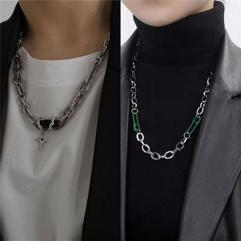 Collana da donna con orso dolce e violento, design di nicchia, catena per felpa con croce avvolta, accessori autunno inverno per_voghion.com