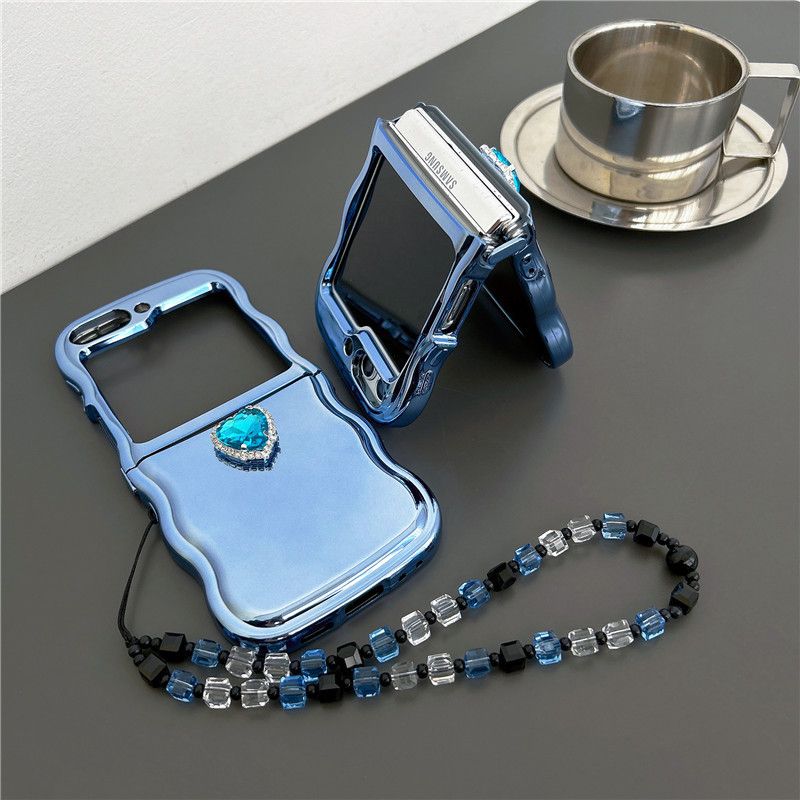 Suitable For Samsung Z Flip 5/4/3 Case With 3D Gem Heart – Cute TPU Shockproof Cover + Detachable Chain (Grey/Blue) – Trendy Flip Phone Accessory_voghion.com