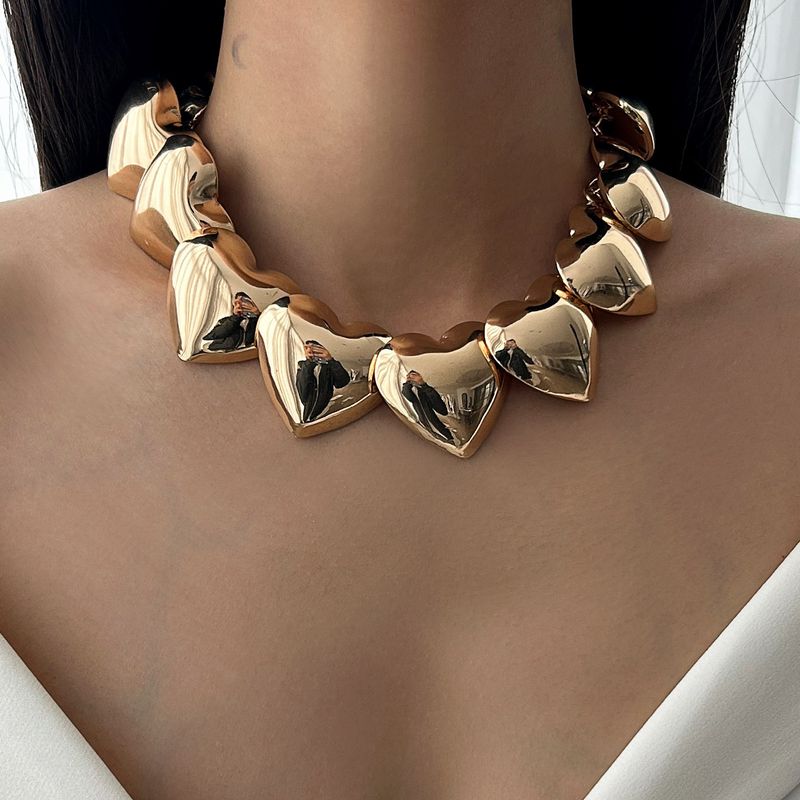 Collana da donna con ciondolo dorato, collana in oro alla moda, personalità trendy, catena semplice, cuore leggero, collana di lusso a blocchi di colore_voghion.com