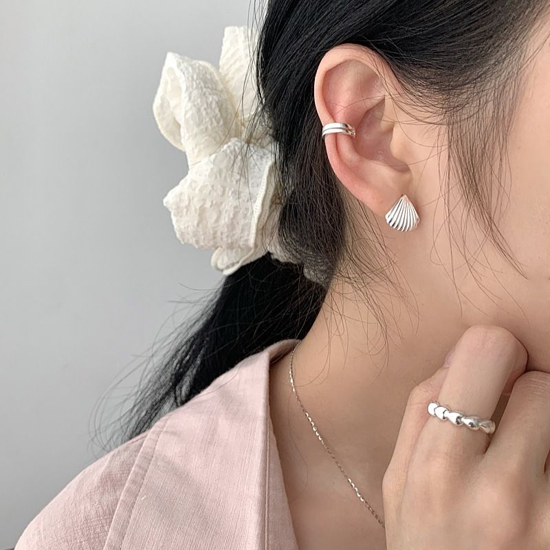 S Pure Silver Korean Blogger Fever Same Fan-shaped Ins Style Light Luxury High-end Stud For Women New Earrings_voghion.com