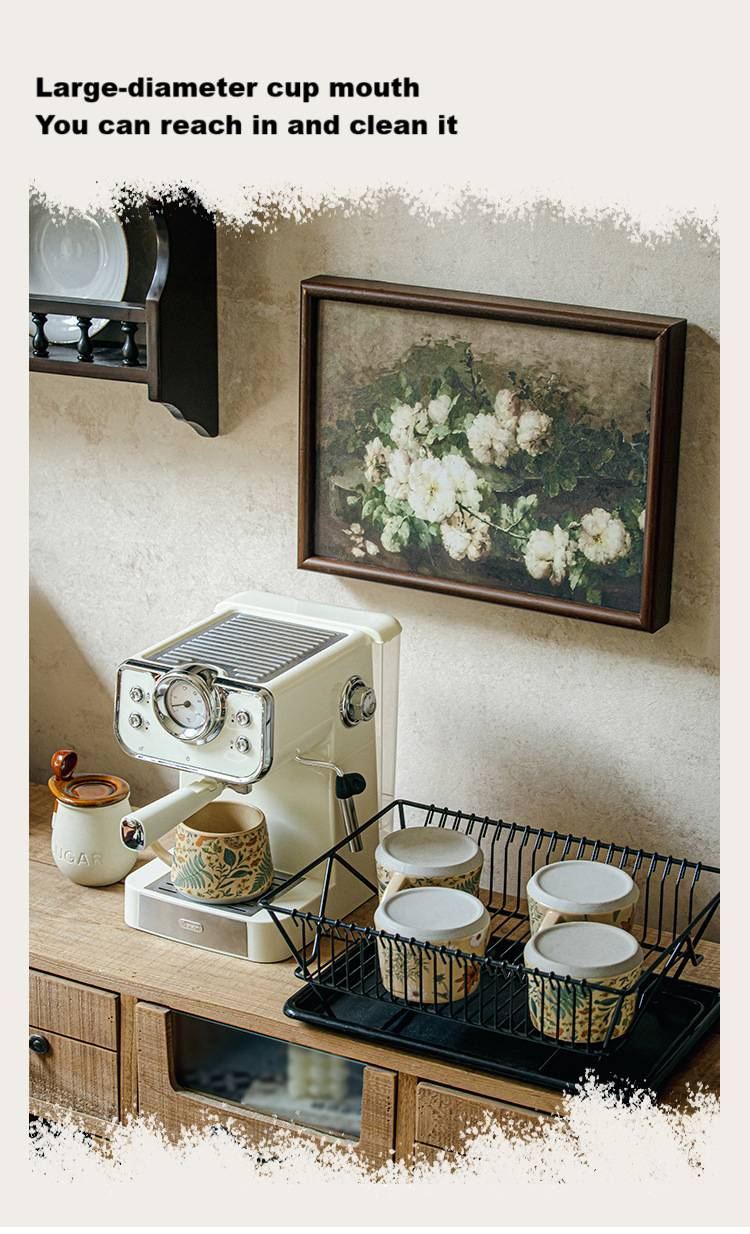 Hermosa taza de café de cerámica estilo medieval hecha a mano retro_voghion.com