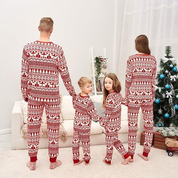 Weiches, passendes Weihnachtspyjama-Set für die ganze Familie – gemütliche Weihnachtsnachtwäsche aus Baumwolle für Erwachsene, Kinder und Haustiere (lange Ärmel, Cartoon-Druck, ganzjähriger Komfort)_voghion.com
