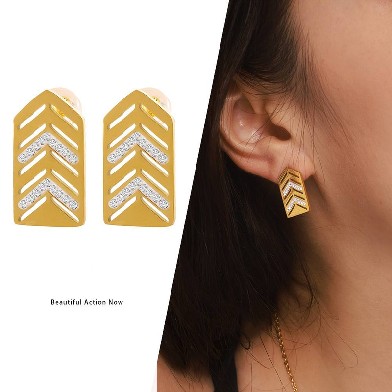 Orecchini Fangtang alla moda e personalizzati con zirconi cavi geometrici intarsiati, realizzati in acciaio inossidabile che non sbiadiscono e hanno un aspetto di alta qualità._voghion.com