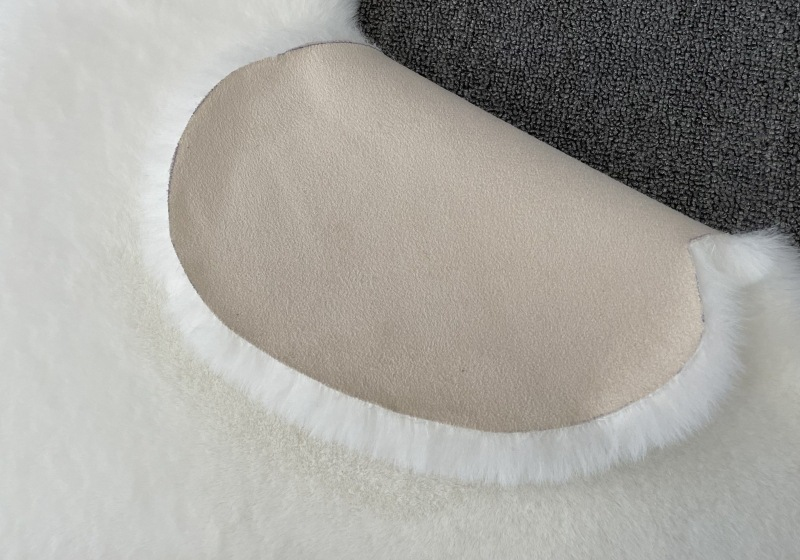 Plush Bear Rug Cute Cartoon Decorative Room Rug Super Soft Carpet Solid Color Floor Mat Bedroom Children Room Bedside Floor Rug_voghion.com