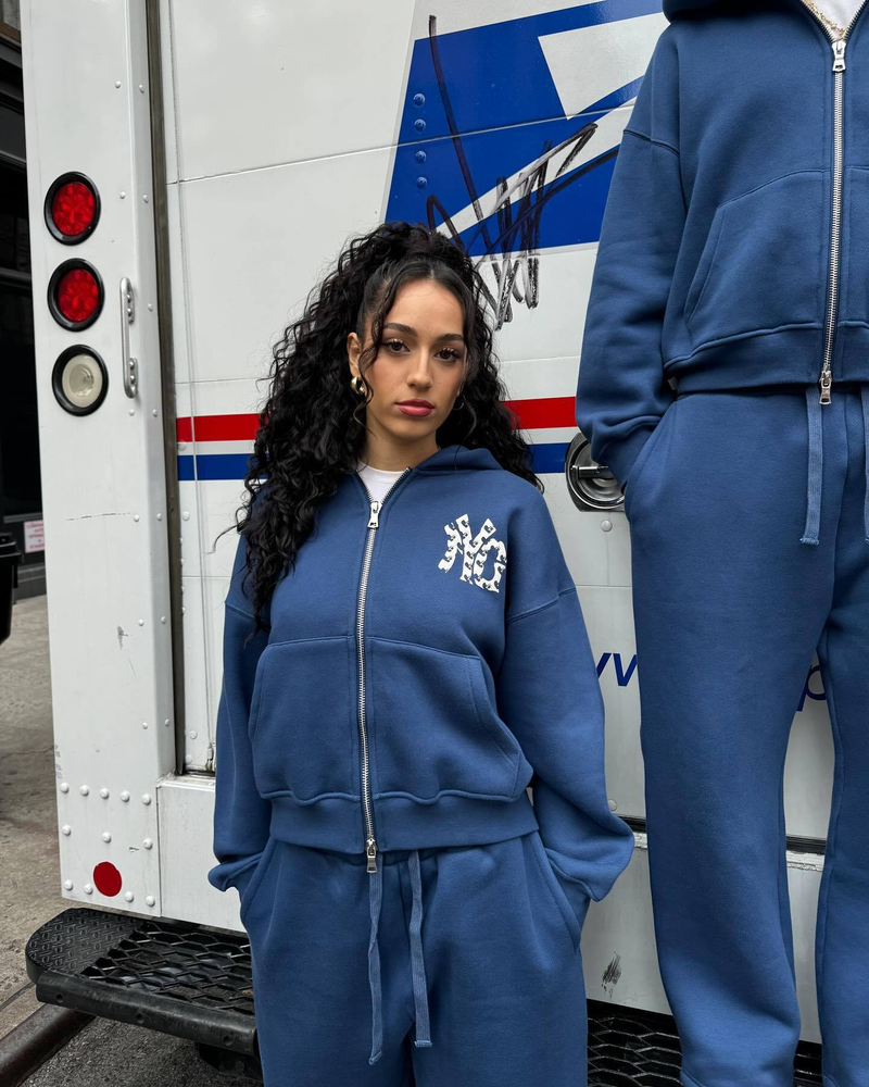 Conjunto de agasalho streetwear - moletom com capuz estampado e calça jogger, look casual com zíper (azul/preto, P-GG)_voghion.com