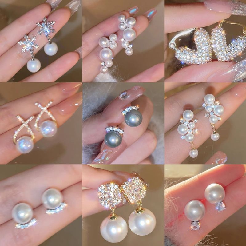 Orecchini di lusso francesi leggeri con perle di diamanti in vero oro placcato in argento e ago intarsiato, alla moda ed eleganti._voghion.com