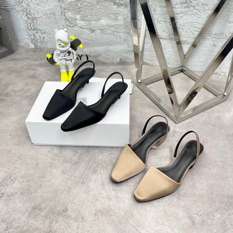 Endqualität 2023 Neuer quadratischer Kopf Veatile Echtes Leder High Heel für Damenoberbekleidung Sommer Eine Linie Offene Spitze_voghion.com