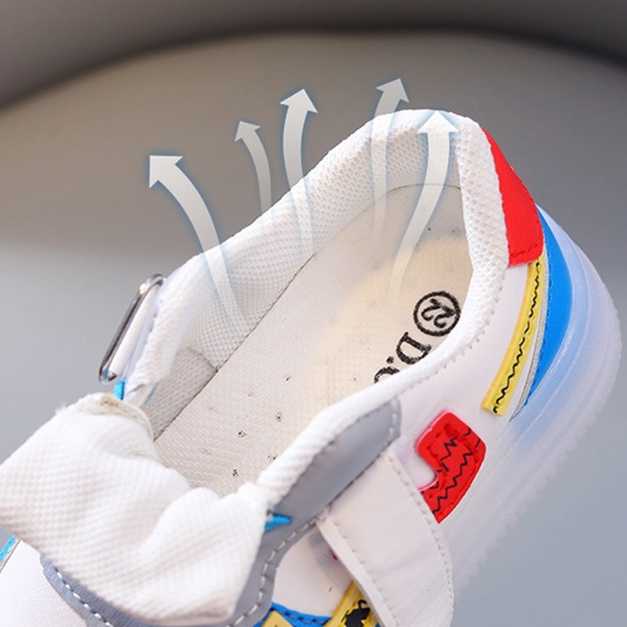 SHLIANG Jungen Mädchen Sportschuhe Magischer Aufkleber Weichen Boden Kinder Board Schuhe Baby LED Licht emittierende Schuhe Kind Turnschuhe S0169_voghion.com