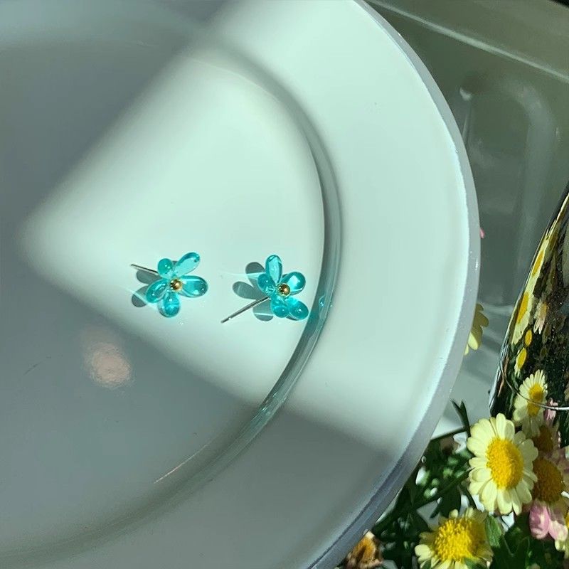 Orecchini a forma di fiore in resina trasparente per donna, design semplice e di nicchia, orecchini versatili e dolci, nuova tendenza estiva_voghion.com