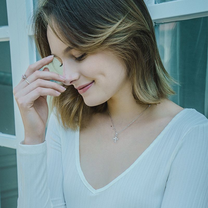 Classico ciondolo Mosan in argento puro placcato oro collana con croce alla moda_voghion.com