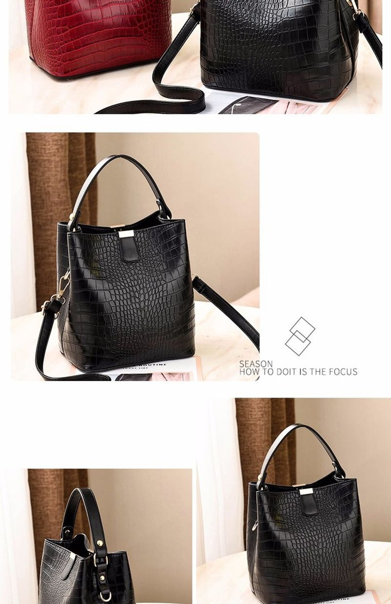 Borsa a tracolla monospalla da donna, con motivo a coccodrillo, alla moda, a secchiello_voghion.com