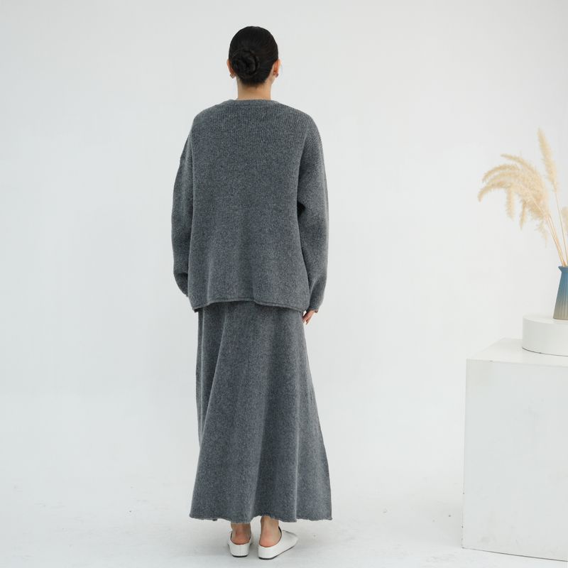 Turkish Winter Knit Set – Modest Long-Sleeve Maxi Dress & Scarf (One Size, Thermal Lined, Stretch Rayon-Blend,Neutral Palette, Hijabi-Friendly)_voghion.com