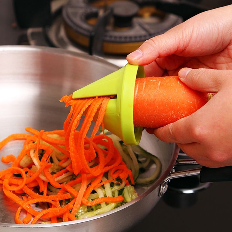 Vegetable Multifunction Spiral Shredder Peeler Manual Potato Carrot Radish Rotating Grater Kitchen Tool_voghion.com