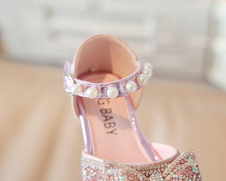 Mutter & Kinder Süße strass Prinzessin schuhe für mädchen Großen bogen kleine leder schuhe für kinder Pailletten kleine kinder sandalen_voghion.com