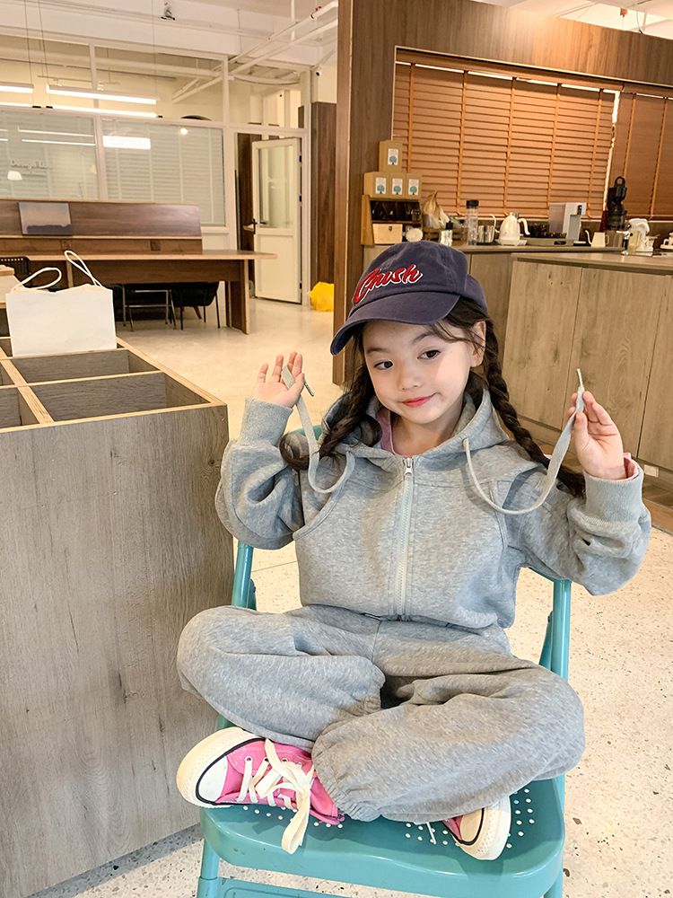 Girls' Hooded Sweater Set – Cozy Cotton Jacket & Jogger Pants For Playful Kids (Ages 3-8, Pink & Grey)_voghion.com