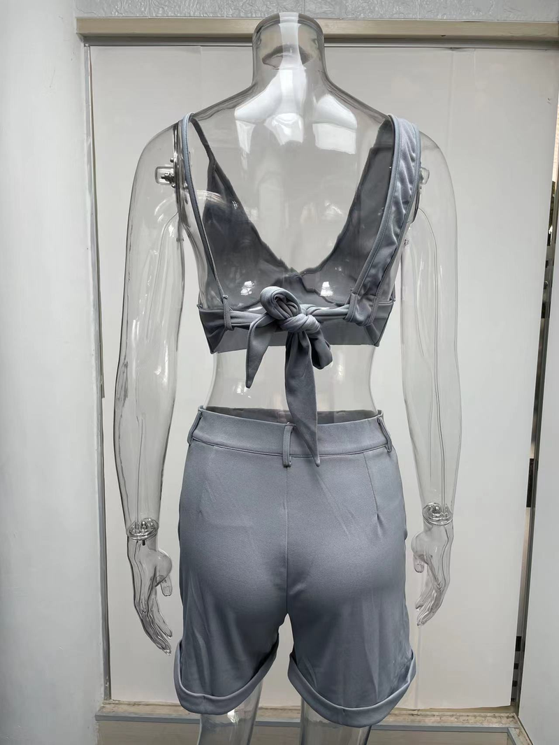 Completo due pezzi da donna in tinta unita con top a tubino e pantaloncini a vita alta_voghion.com
