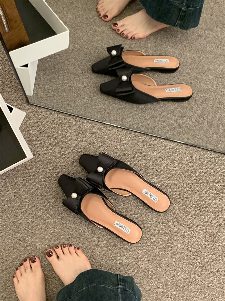 Hausschuhe mit quadratischem Kopf und flacher Zehenpartie für die Sommersaison 2025, neue Seide, Satin, Perle, vielseitig, schön, cool und_voghion.com